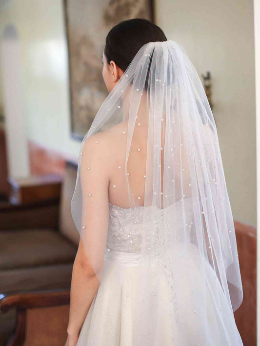 Faux Pearl Decor Romantic Style Bridal Veil With Hair Comb