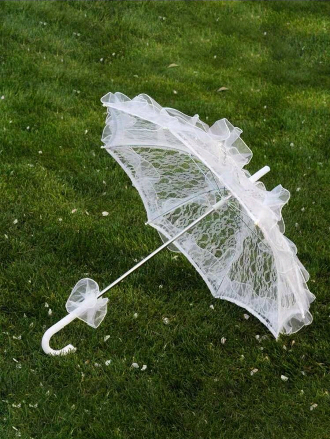 Lace Umbrella With Vertical Edges