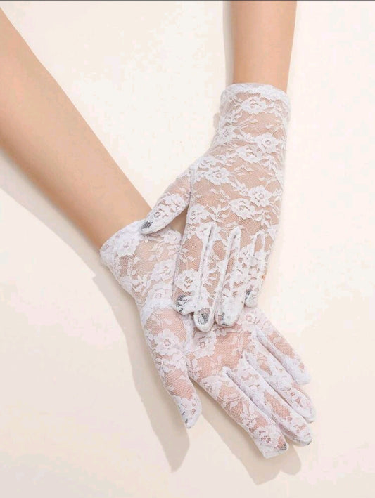 Lace Bridal Gloves In White