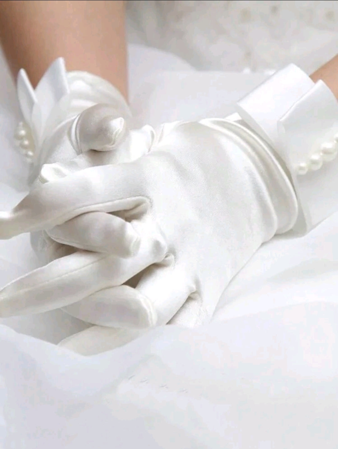 Bridal Satin Pearl Gloves