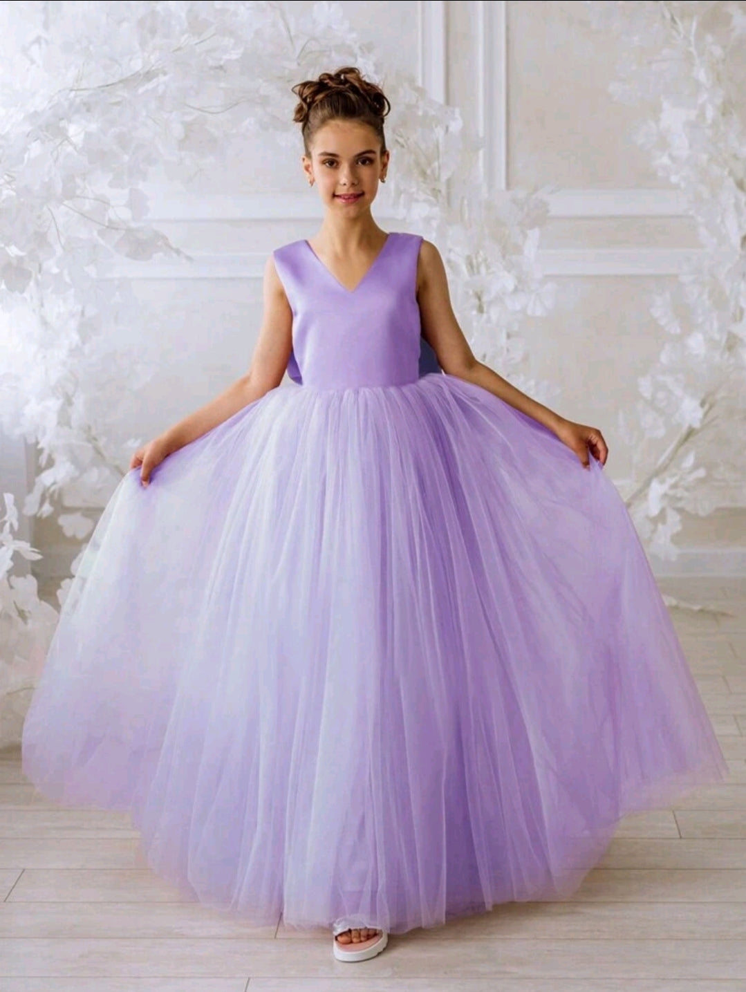 Girl's Bowknot V-Neck Princess Dress