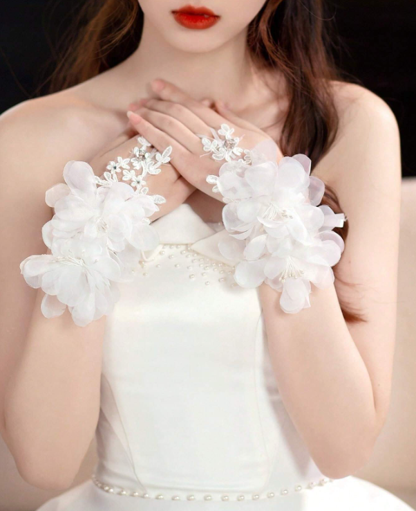 Lace Flower Short Gloves