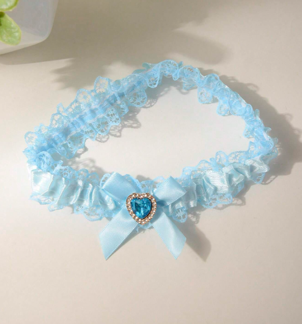 Lace & Gemstone Decor Heart & Bowknot Garter