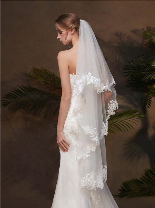 Floral Embroidery Mesh Bridal Veil With Hair Comb