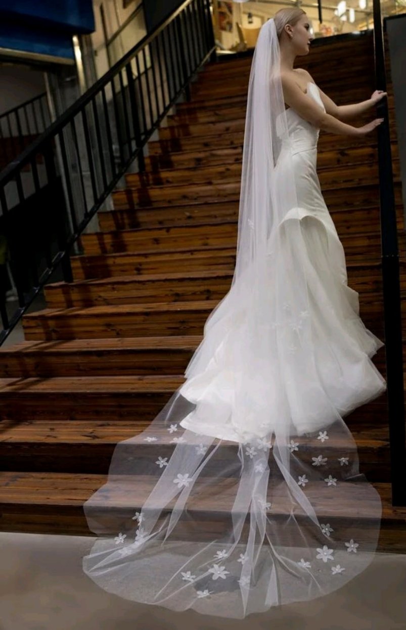 Flower Decor Bridal Veil