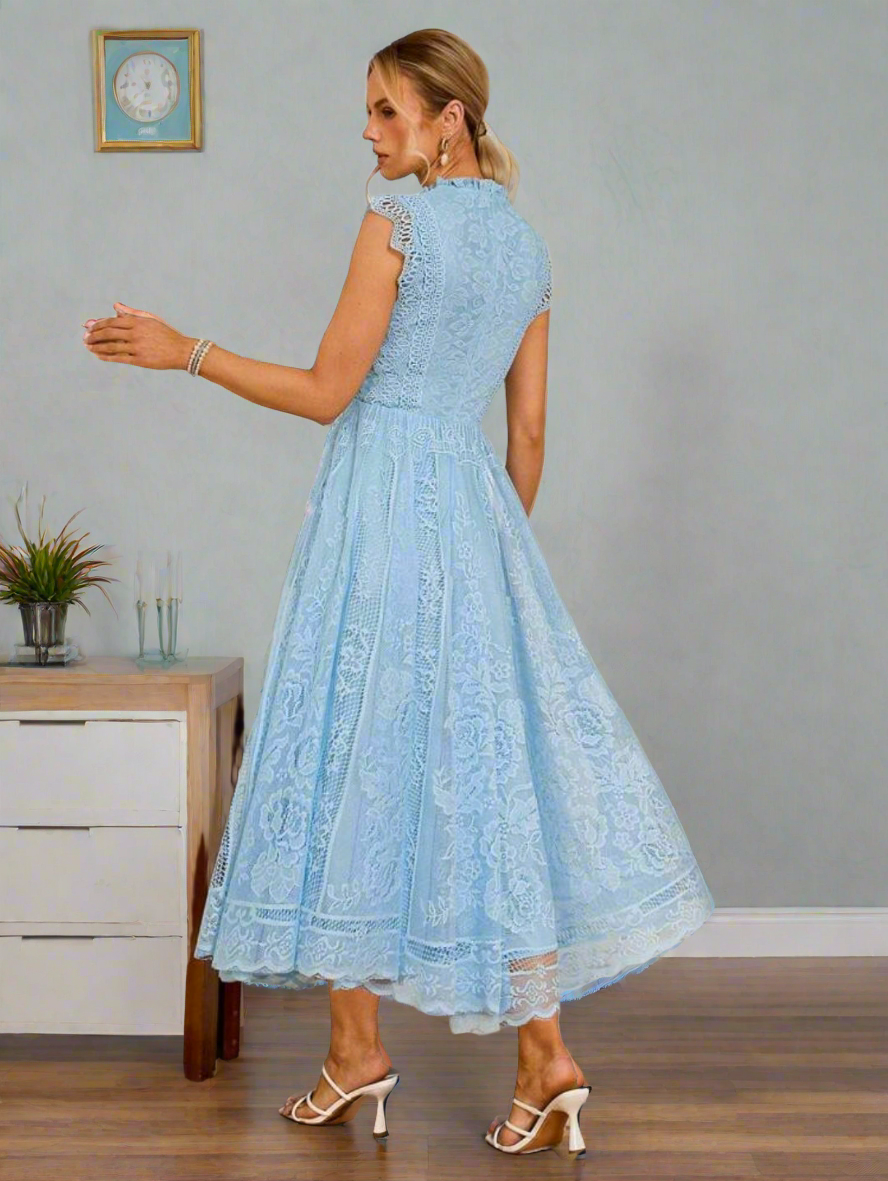 Simplee Lace Fan-Shaped Dress