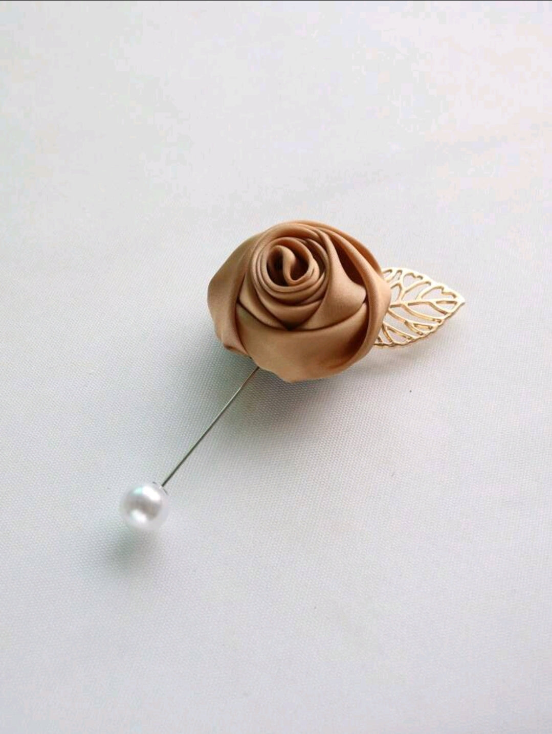 Champagne Rose Single Needle Boutonniere