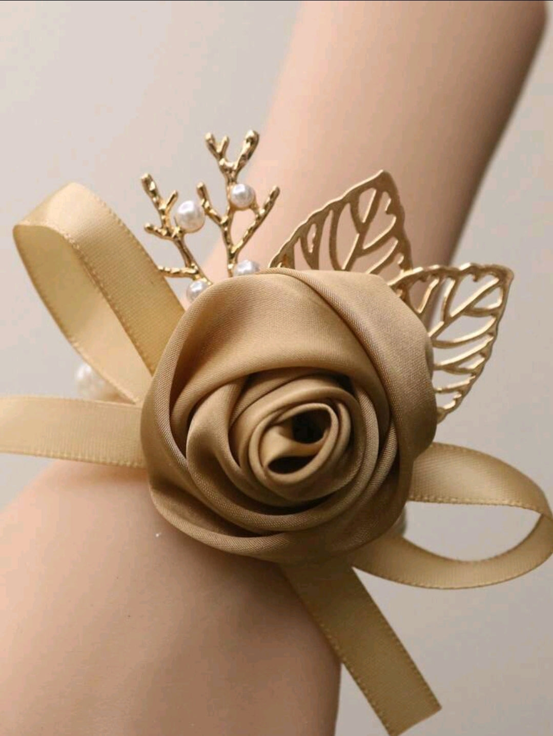 Korean Style Rose And Pearl Elastic Wrist Corsage