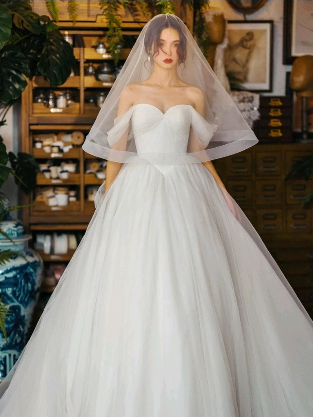 Double Band Elastic Mesh Hemmed Short Bridal Veil