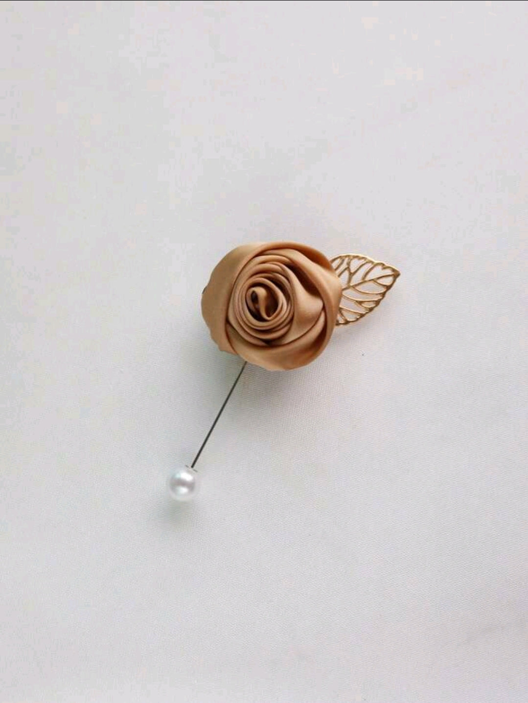 Champagne Rose Single Needle Boutonniere