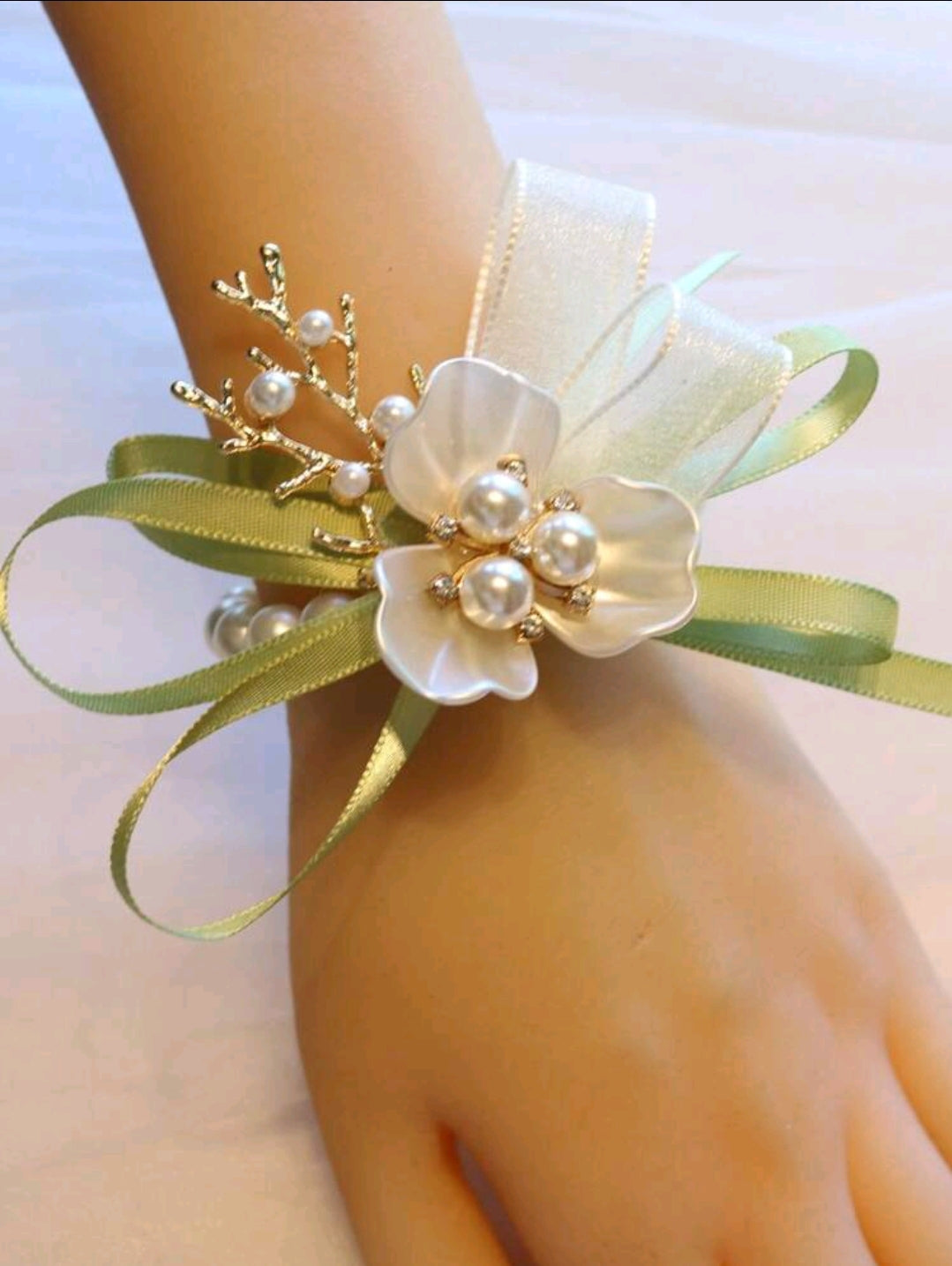 Green Pearl Wrist Corsage