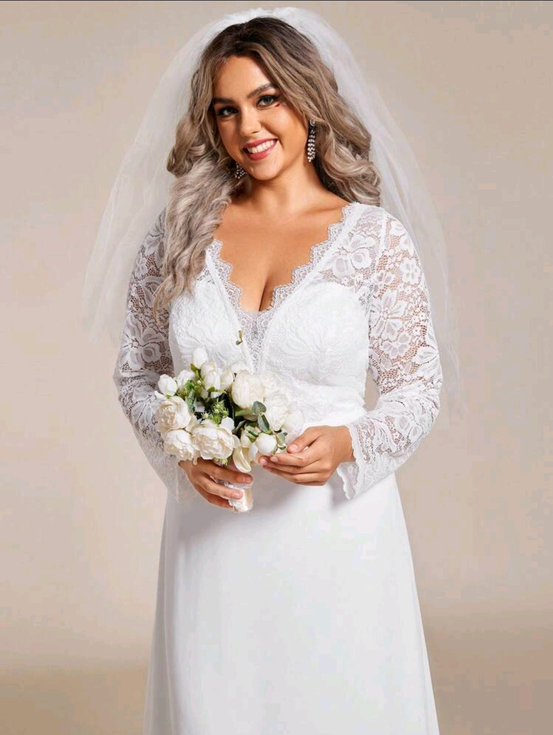 Elegant Plus Size V-Neck Long Sleeve Fish-Tail Lace Patchwork Wedding Dress